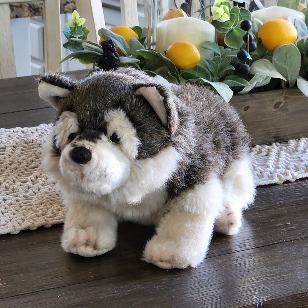Nat & Jules 2014 Stuffed Wolf